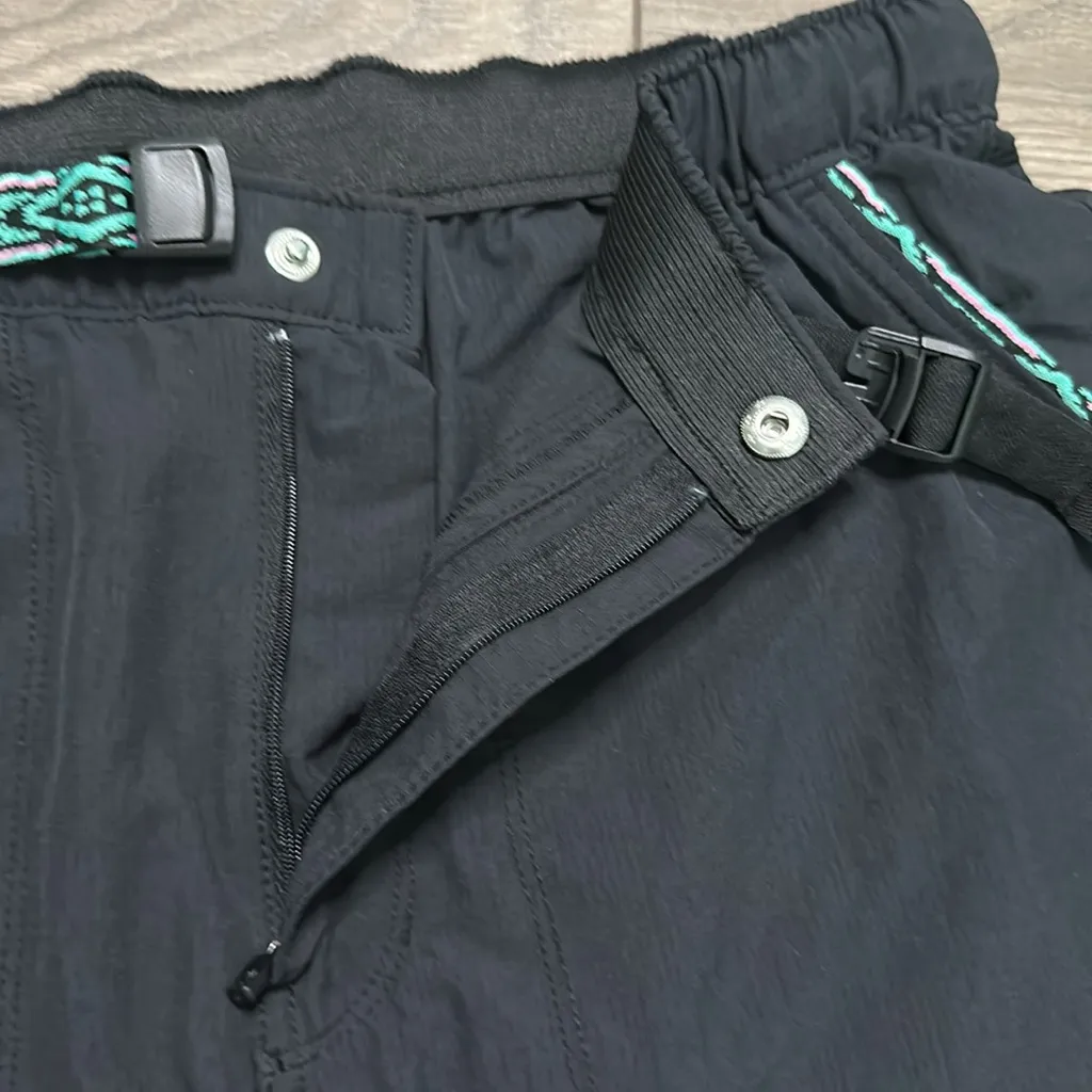 Chubbies 5.5” Nylon Stretch Belted Hiking Active Casual Shorts Black Size Medium - Image 5