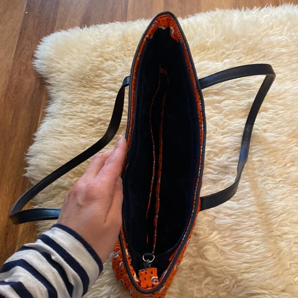 Vera Bradley Trimmed Vera Rio Rosie Orange/Blue Quilted Tote Bag EUC - Image 77