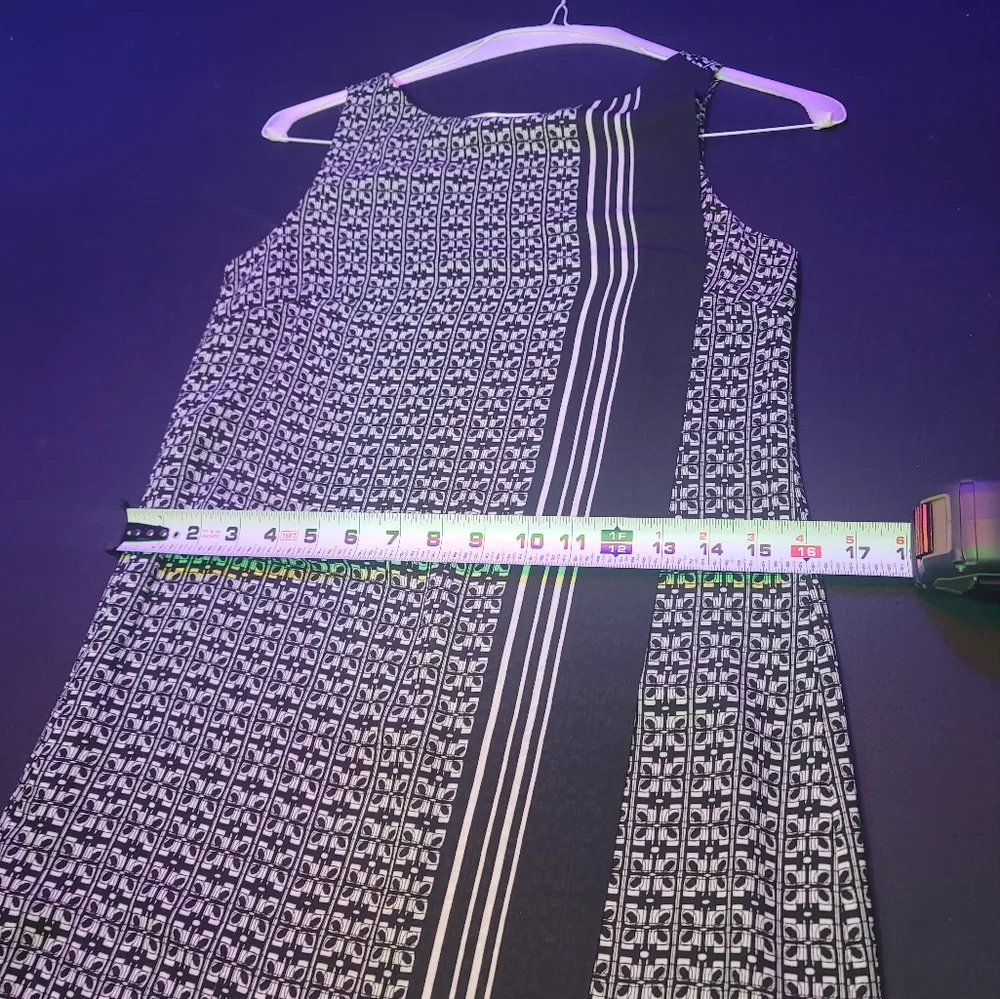 Max Studio Women's Black & White Round Neck Sleeveless Knee Length Dress Size XS - Image 13