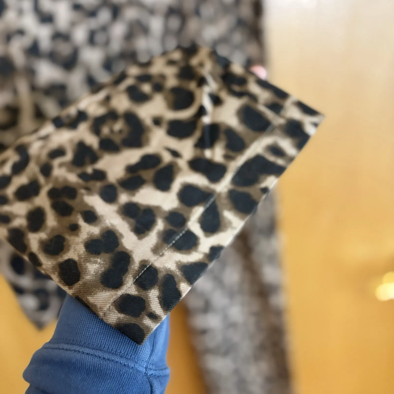 Reformation Women's Animal Print Leopard Marlon Stretch  High Crop Pants Size 4‎ - Image 7