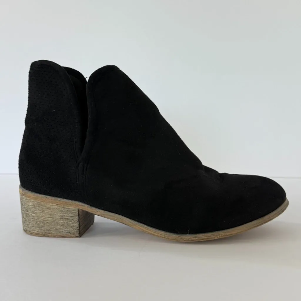 SEVEN7 Black SoHo Ankle Boots - Image 6