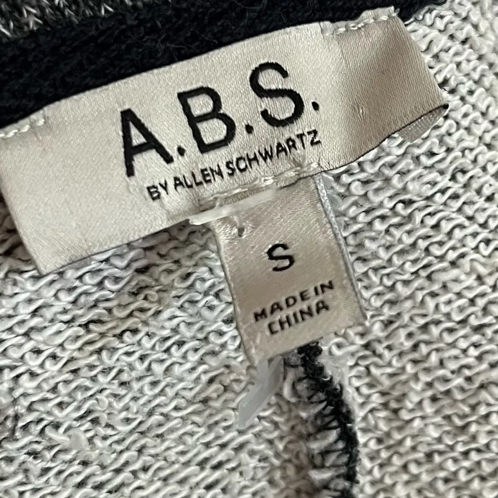 ABS Allen Schwartz • Grey Black Lace Up Side Sweatshirt - Image 5