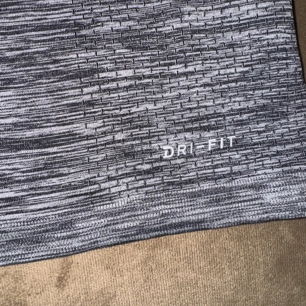 Nike Gray and Black Fitted Backless Tank Top - Image 5