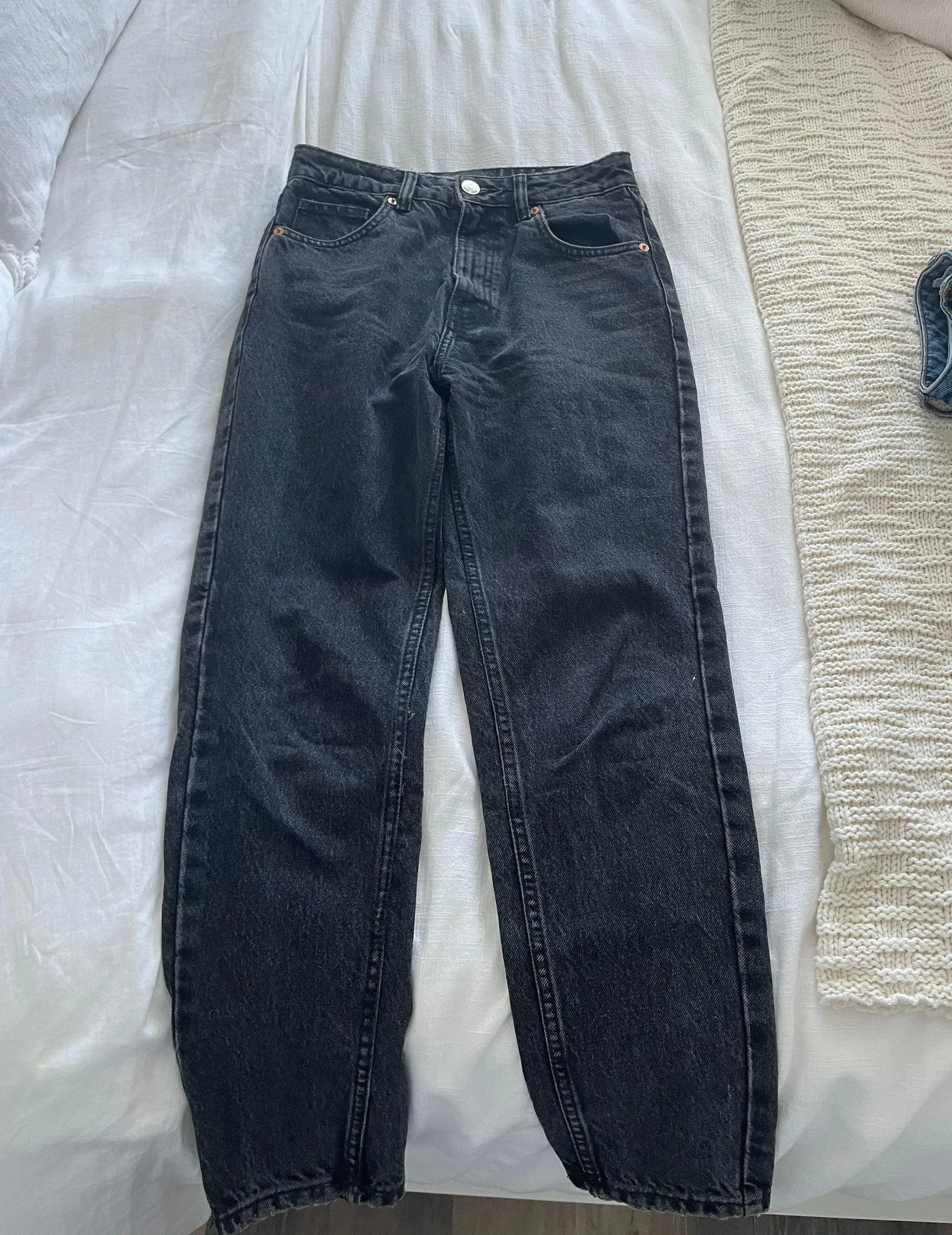 ZARA Mom Jeans - Image 3