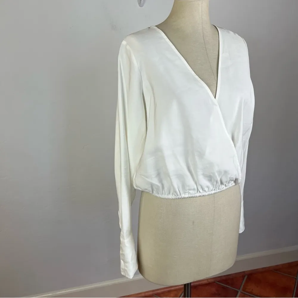 Good American  Cross Over White Long Sleeve Top - Image 3