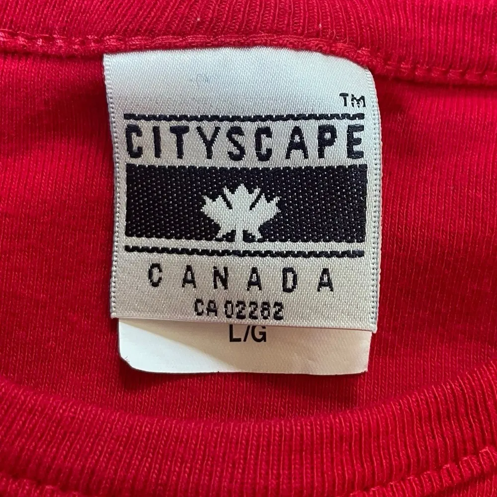 Cityscape Canada Vintage 90s Red Toronto Rhinestone Maple Leaf Novelty T Shirt Size L - Image 6