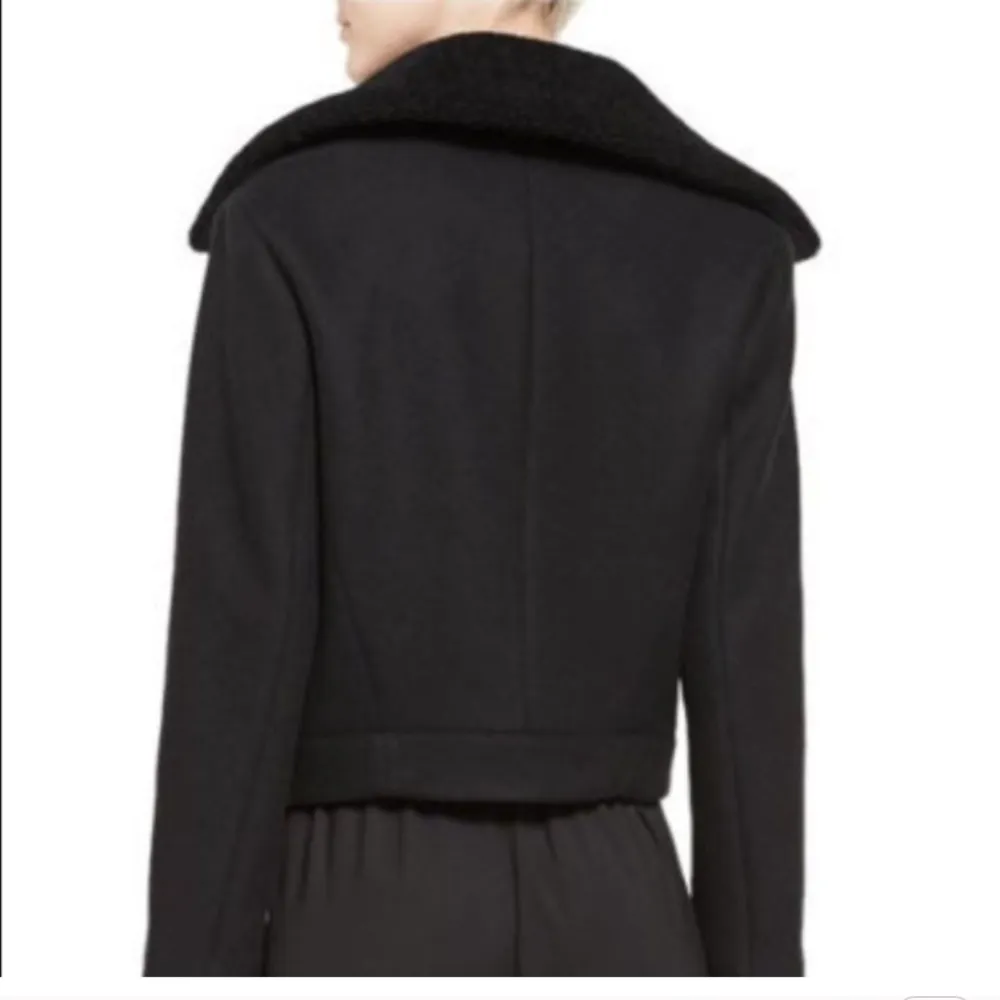 Vince cropped shearling fur lined moto jacket in black size small - Image 3