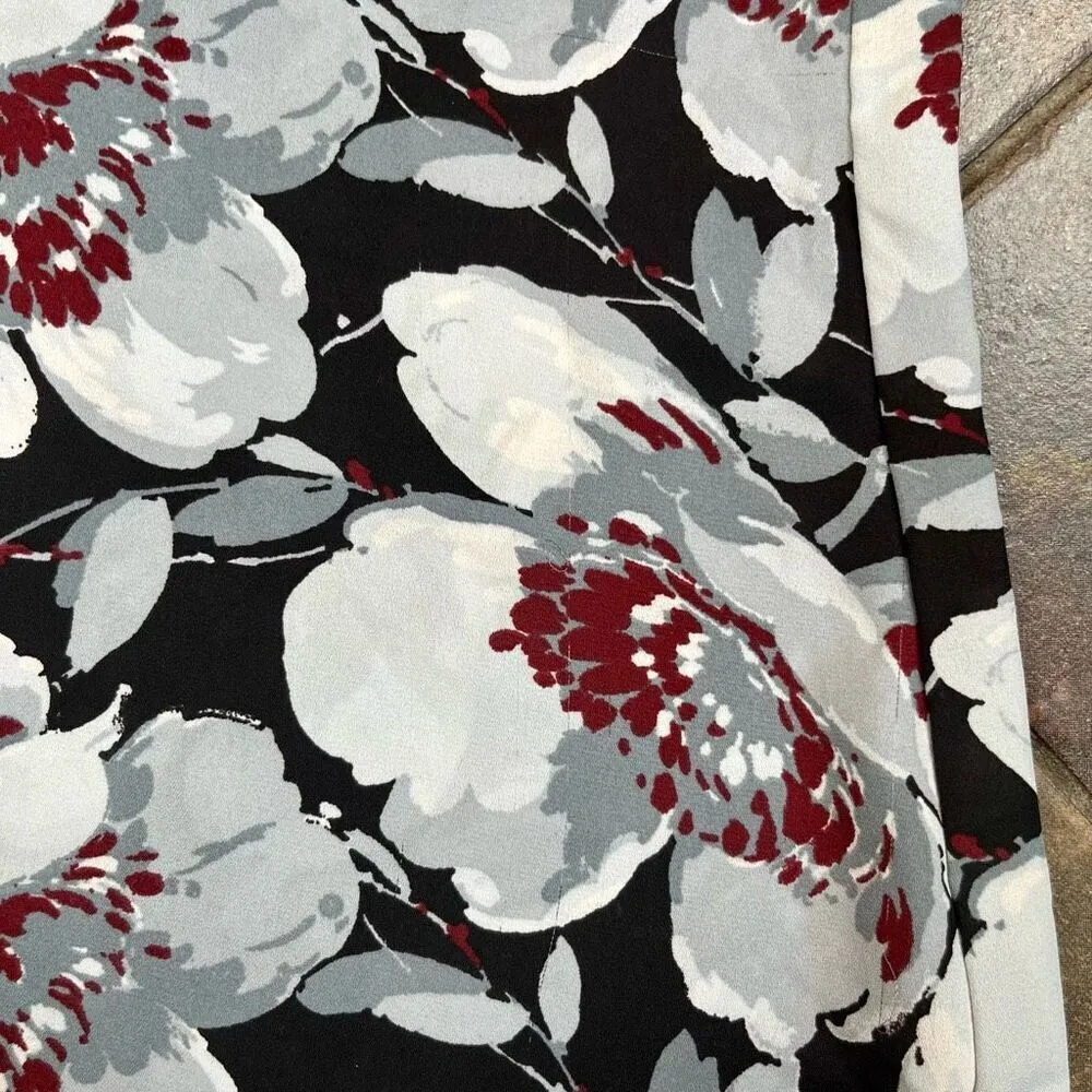 Loft Outlet Floral Petite Blouse LP - Image 5