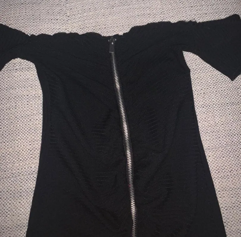 Forever 21 Black Zip Up Dress - Image 3
