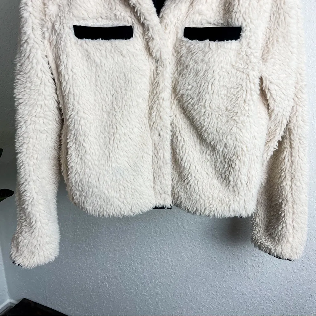 🛎️ 5/$20 Thread + Supply Soho Faux Shearling Jacket Coat Size S Blue - Image 5