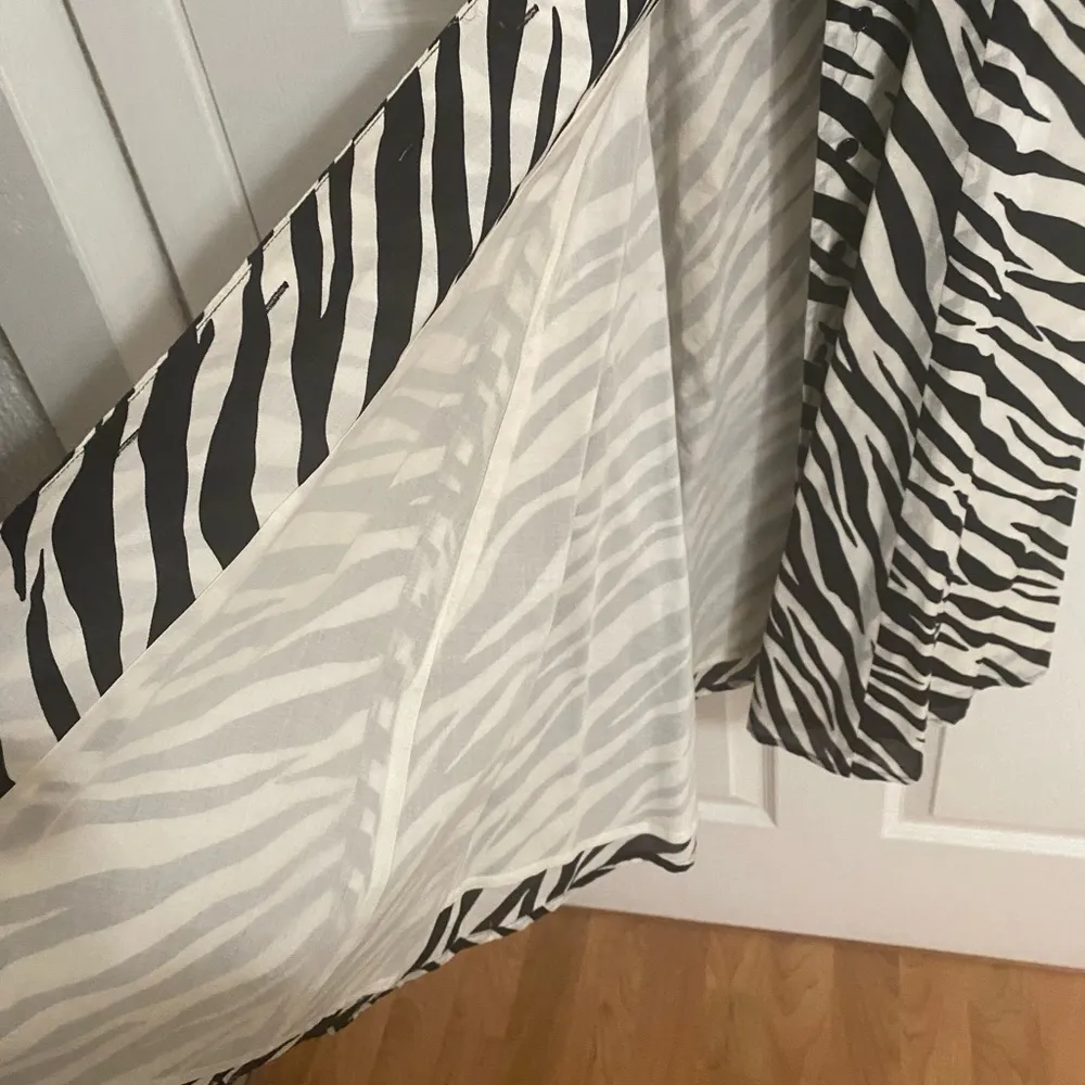 Jones New York Signature Zebra 🦓 Print Dress size 6 - Image 3