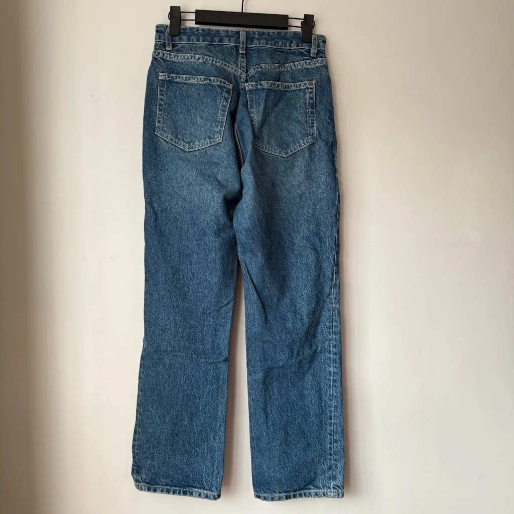 Reformation Cynthia High Rise Straight Cropped Jeans in Lanier Wash 25" - Image 5