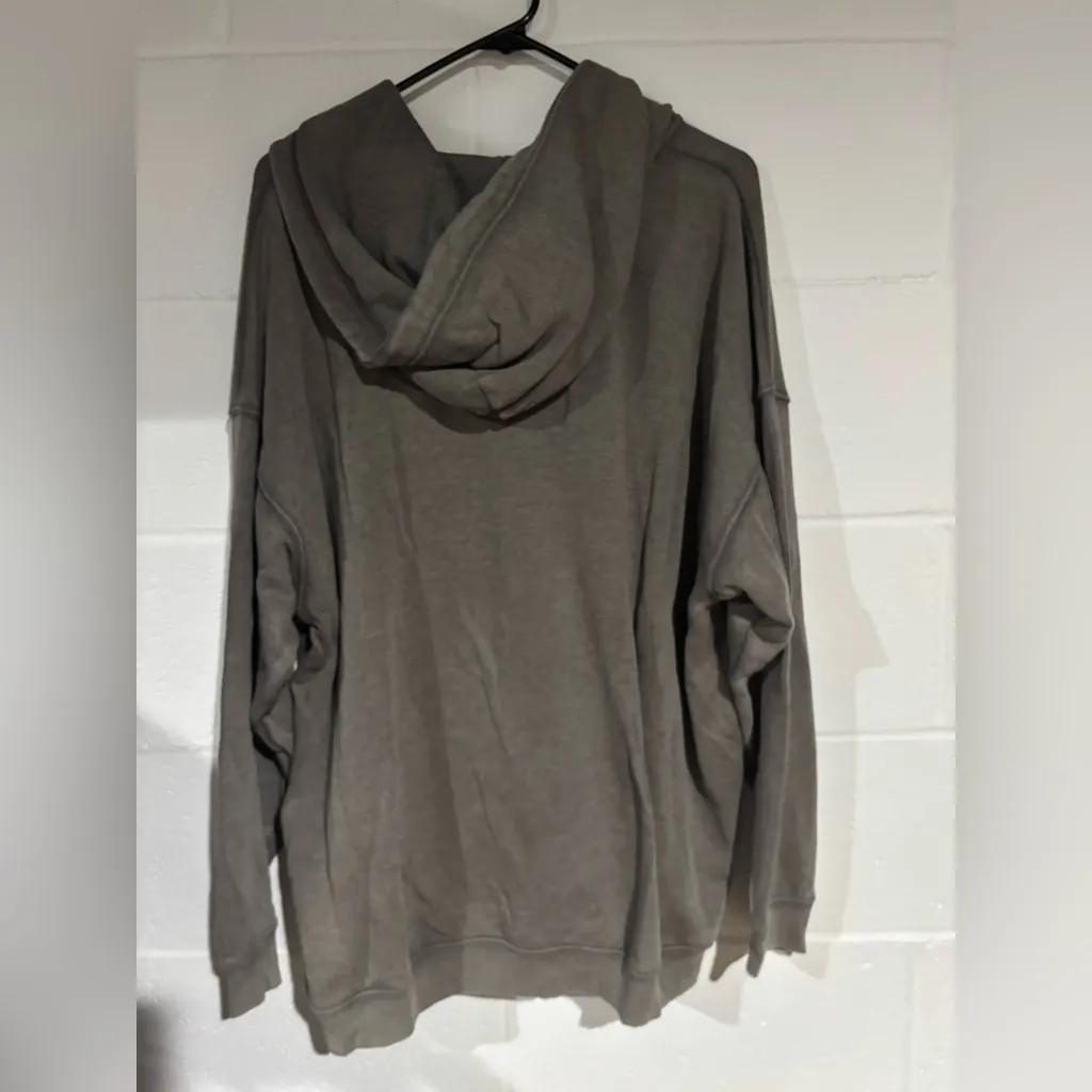 Aerie medium hooded sweater - Image 2
