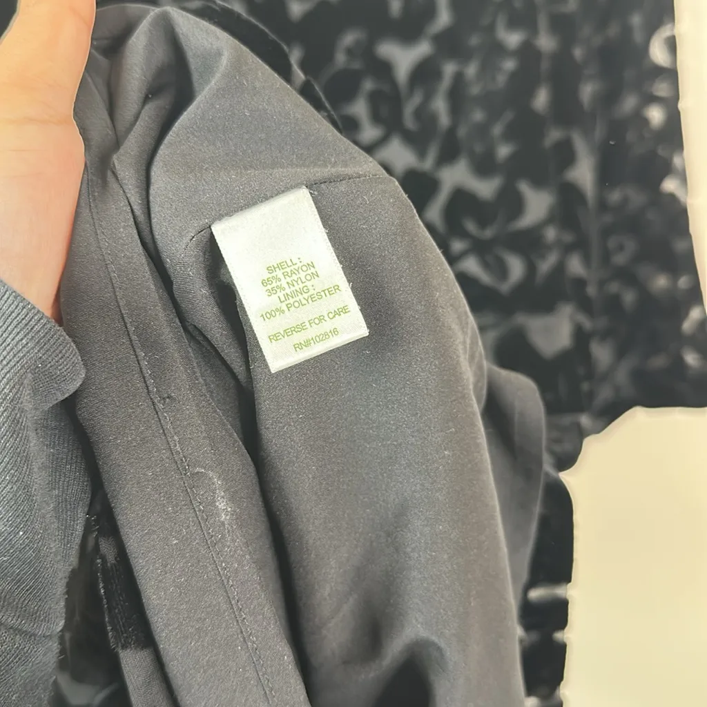 Garnet Hill Dress Womens 6 Black Floral Sheer Velvet 3/4 Sleeve Shift Whimsical - Image 7