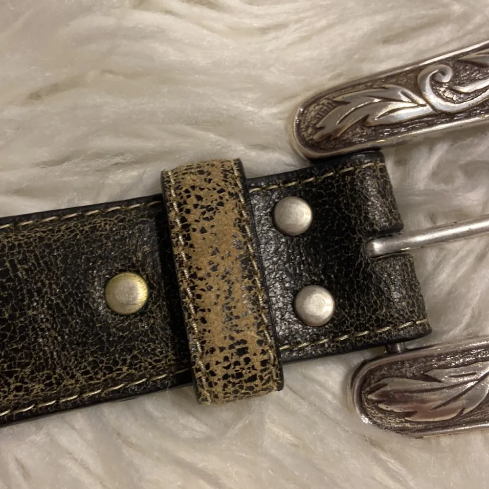 Nocona Gray and Silver Western Belt with Ornate Buckle size S 1/2” wide - Image 11