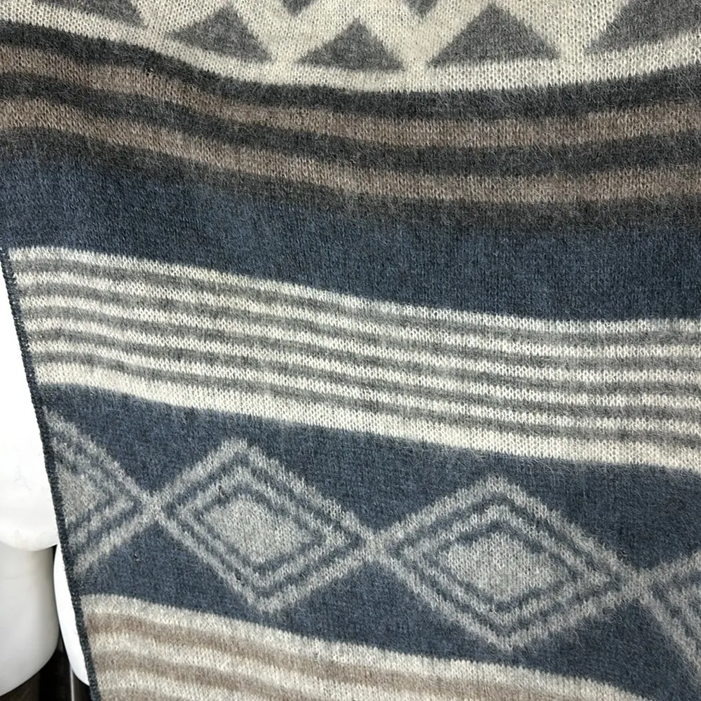 Vintage Icewear Wool Poncho Made in Iceland Gray Size M - Image 6