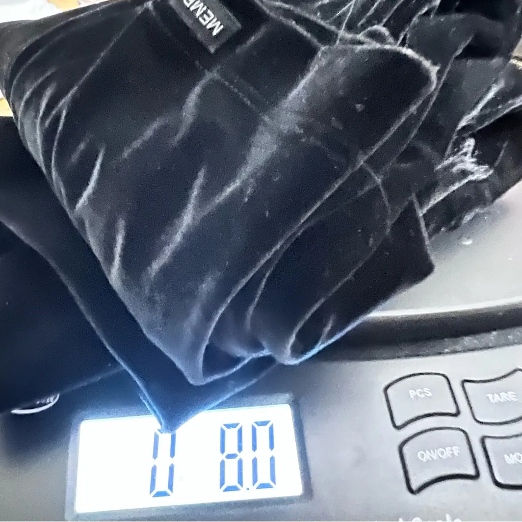 Members Only Black Sleeve Detail - Image 8