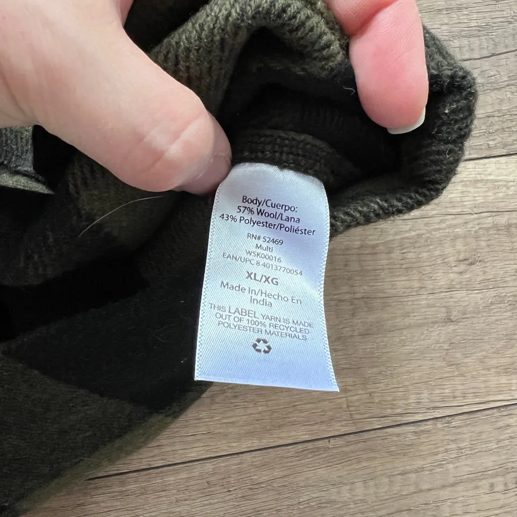 Plaid Green and Black Wool blend Skirt Size XL - Image 3