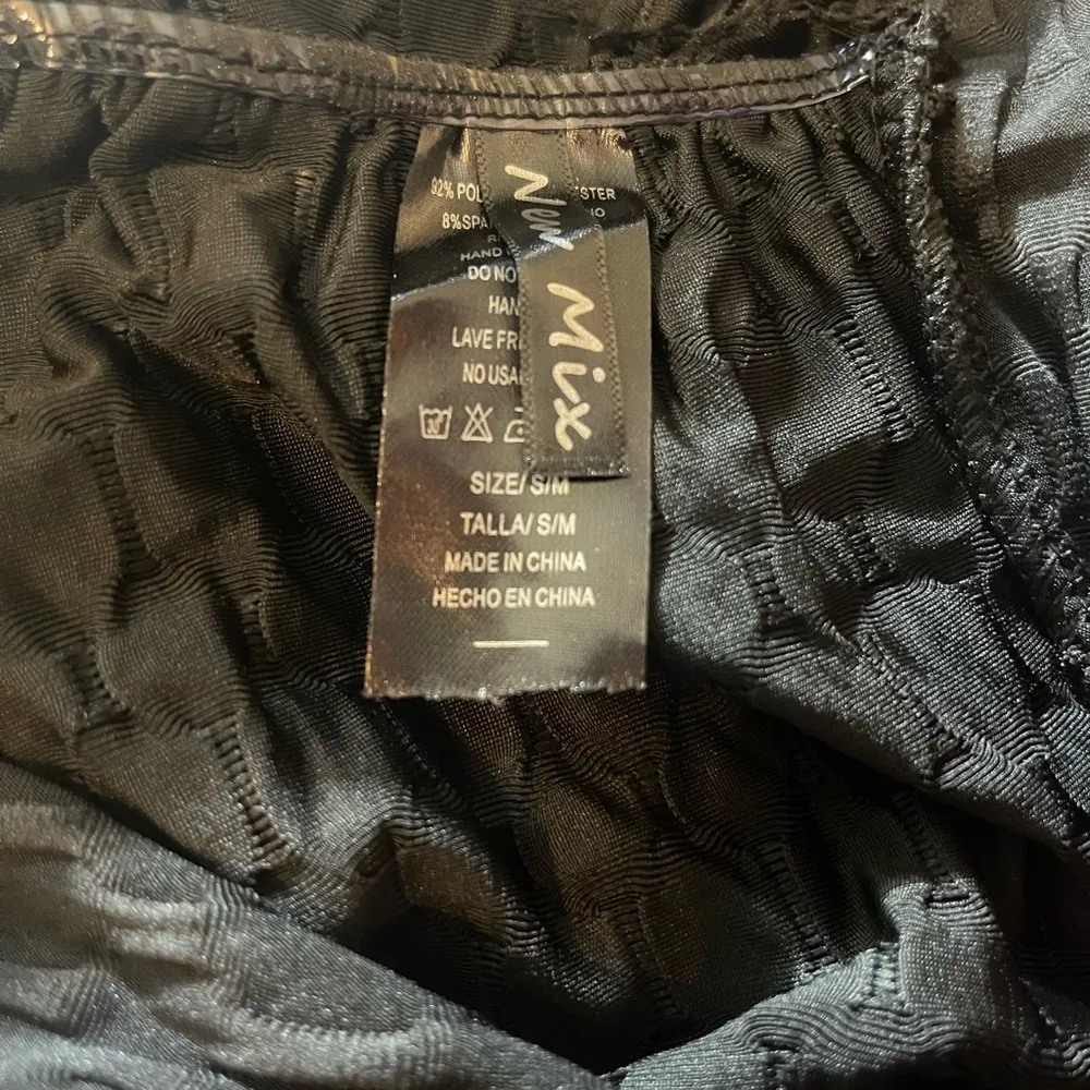 New Mix Womens Black Textured Leggings Size S/M NWT Casual Activewear - Image 3