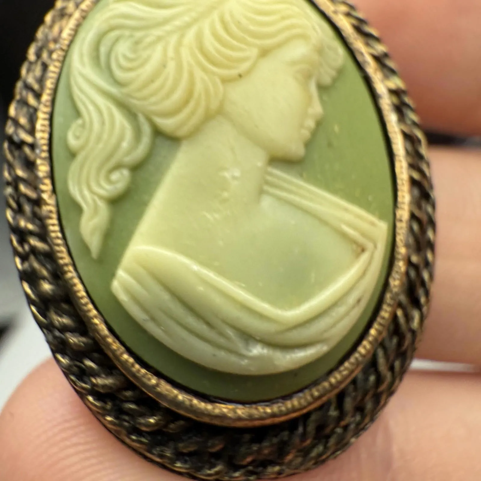 Cameo Lady Face Retro Brooch Pin Signed Peri - Image 11