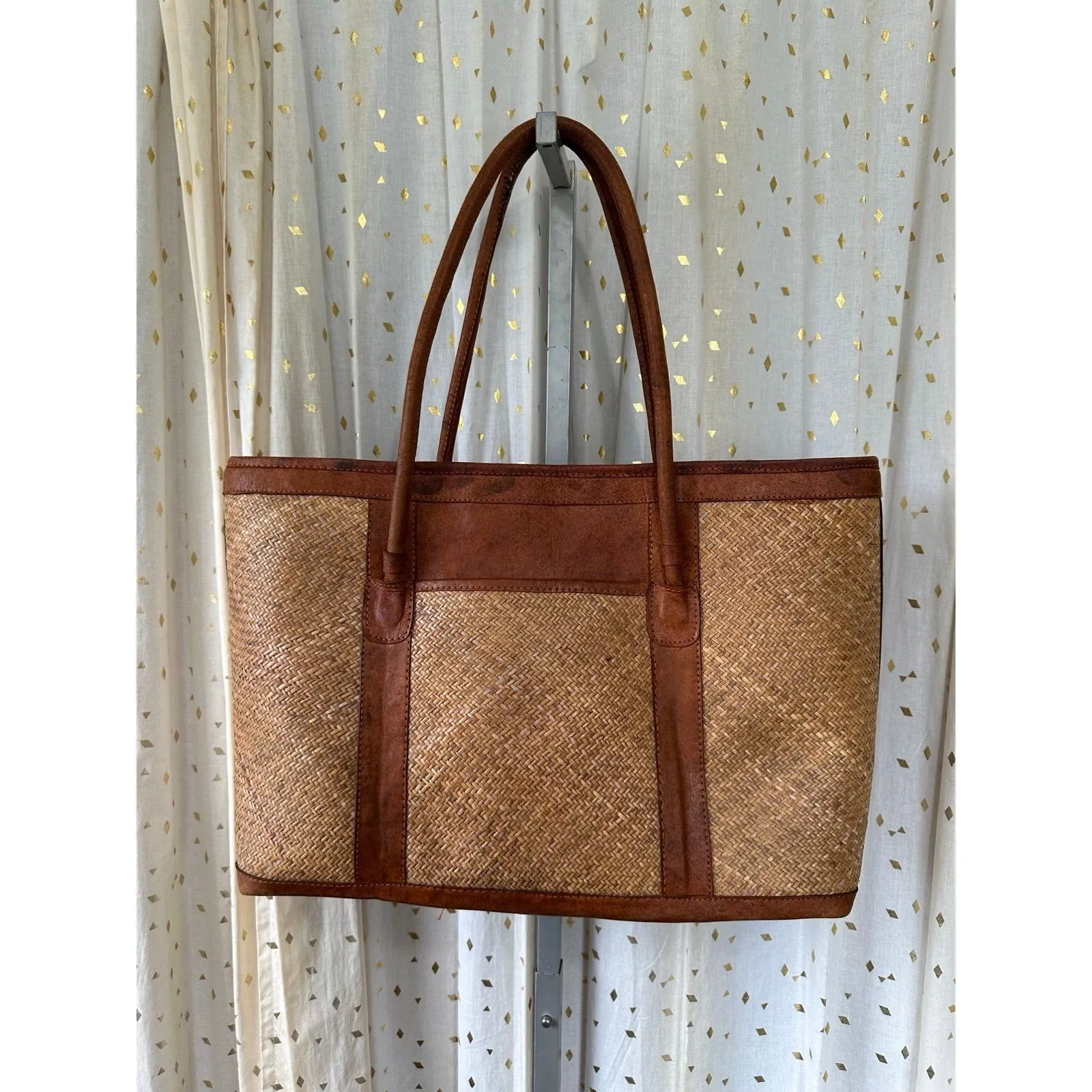 Hawaiian Inspired Genuine Leather Lauhala Rattan Like Weave Zipper Tote Bag - Image 2