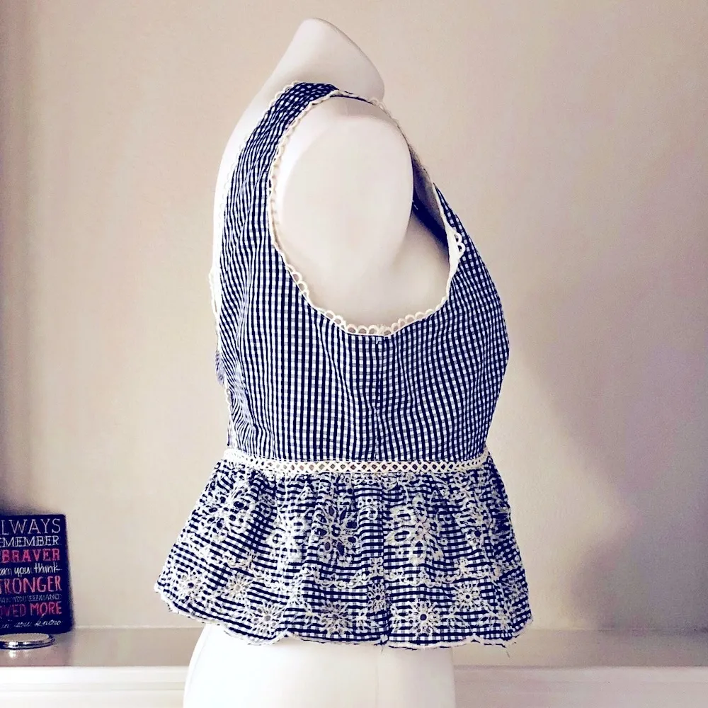 J.O.A Embroidered Peplum Gingham Cropped Top, Size M New with Tag - Image 11