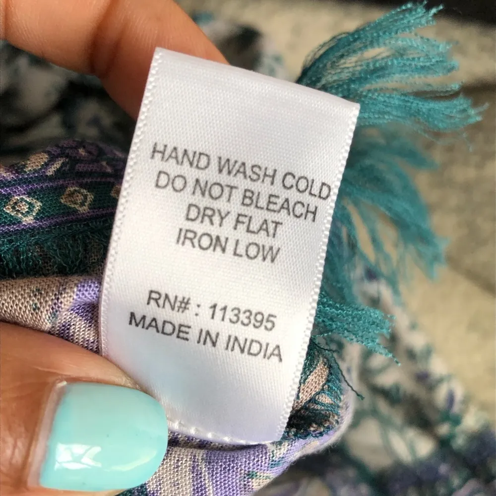 En Creme boho patterned keyhole dress size M - Image 9