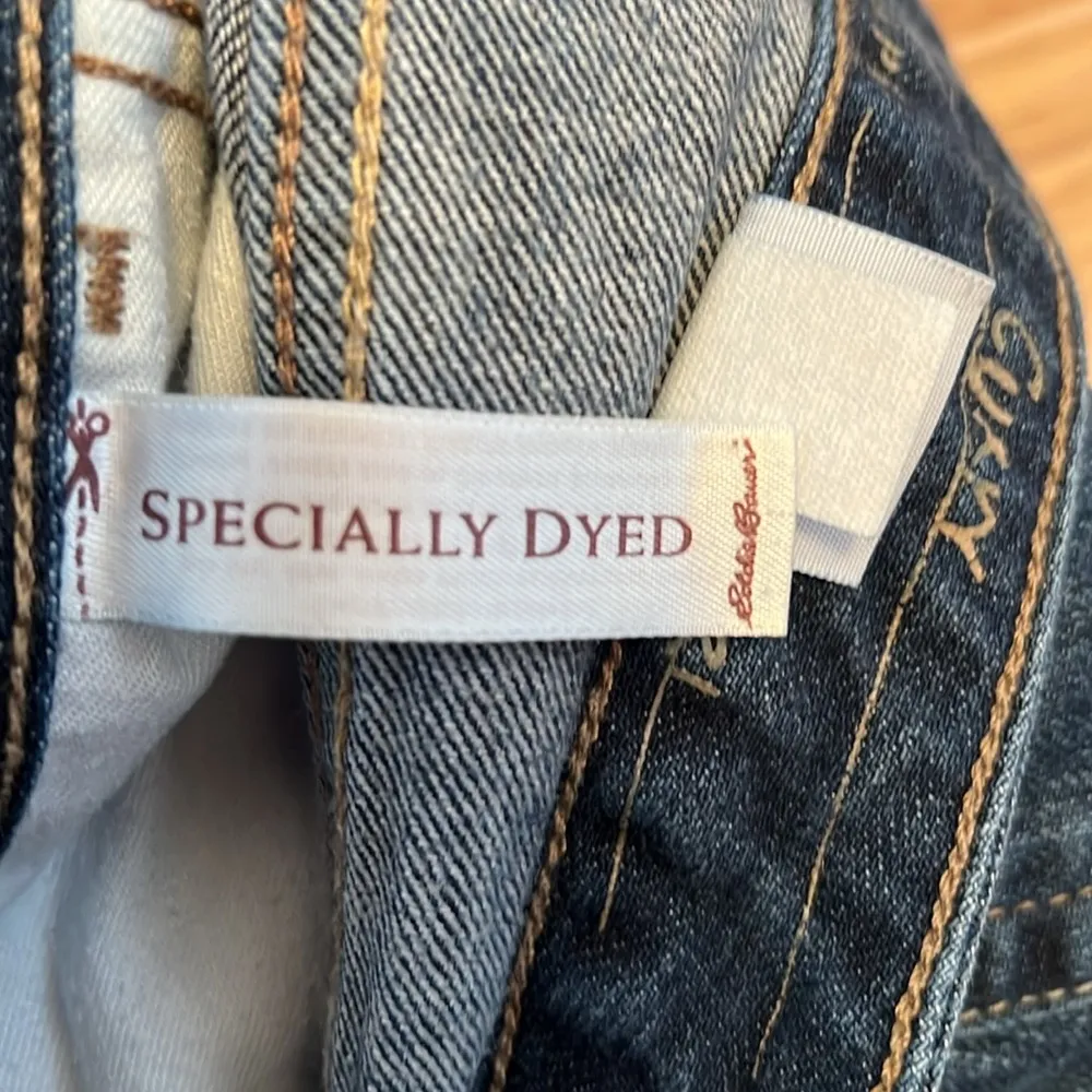 Eddie Bauer Women’s Curvy Capri Jeans - Image 6