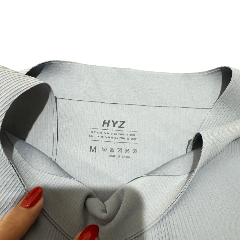 HYZ 2 Sports Bras Blue and White Square Neck Tank Tops Ribbed Cropped Athletic Size M - Image 7