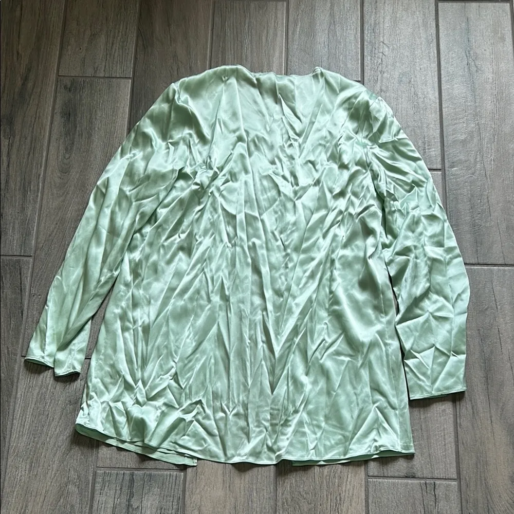 SER.O.YA Green Ruffled Buttoned Blouse Size XL - Image 5