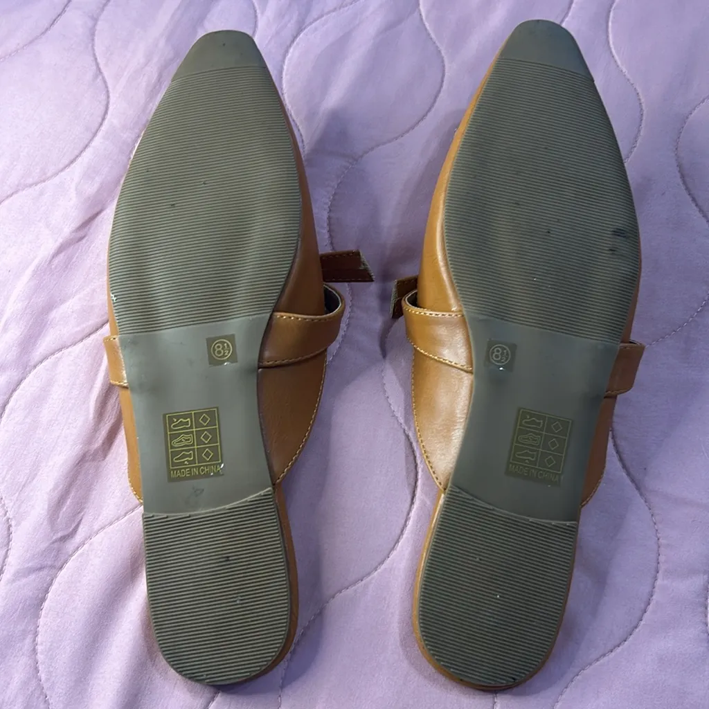 Shoes women . New ,Elegant Brown Mules with Pointed Toe and Low Heel Size 8.5 - Image 13