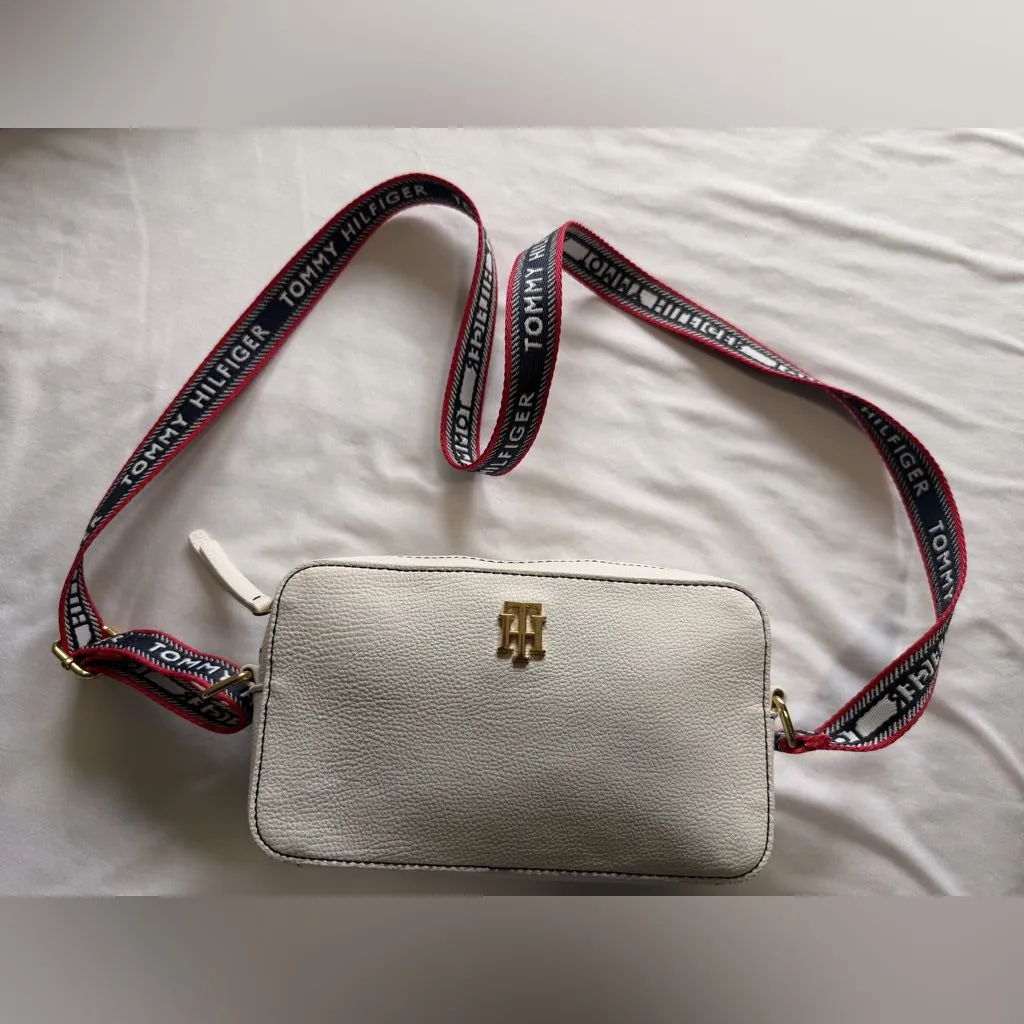 Tommy Hilfiger White Crossbody Bag with Red and Blue Strap - Image 6
