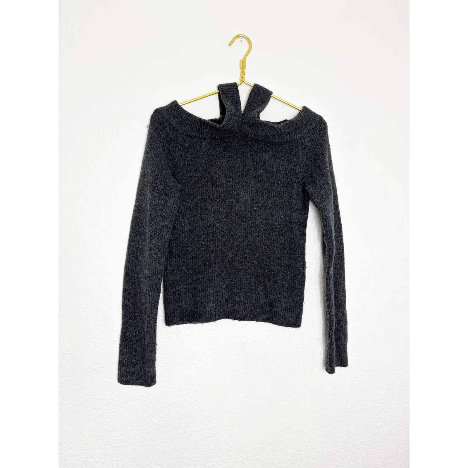 Anthropologie Moth Cross Front Pullover Sweater Small Grey Minimalist Preppy - Image 4