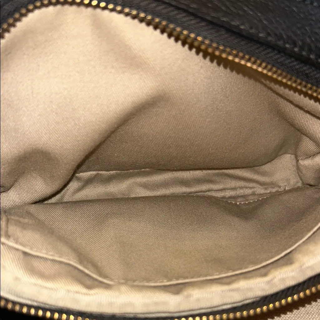 Talbots Pink, Maroon and Black Pebbled Leather Crossbody Bag - Image 3