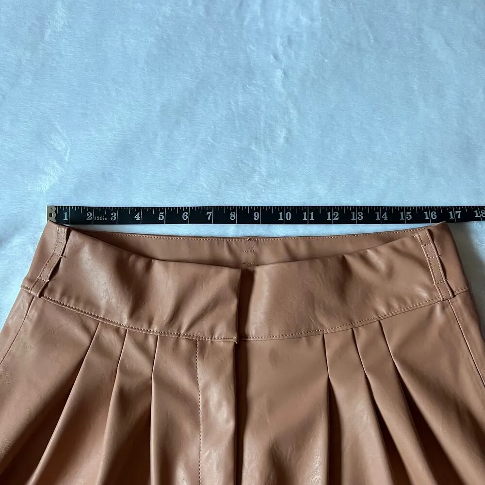 Blank NYC Chelsea High Rise Faux Leather Pleated Tapered Ankle Pants Size 32 - Image 12