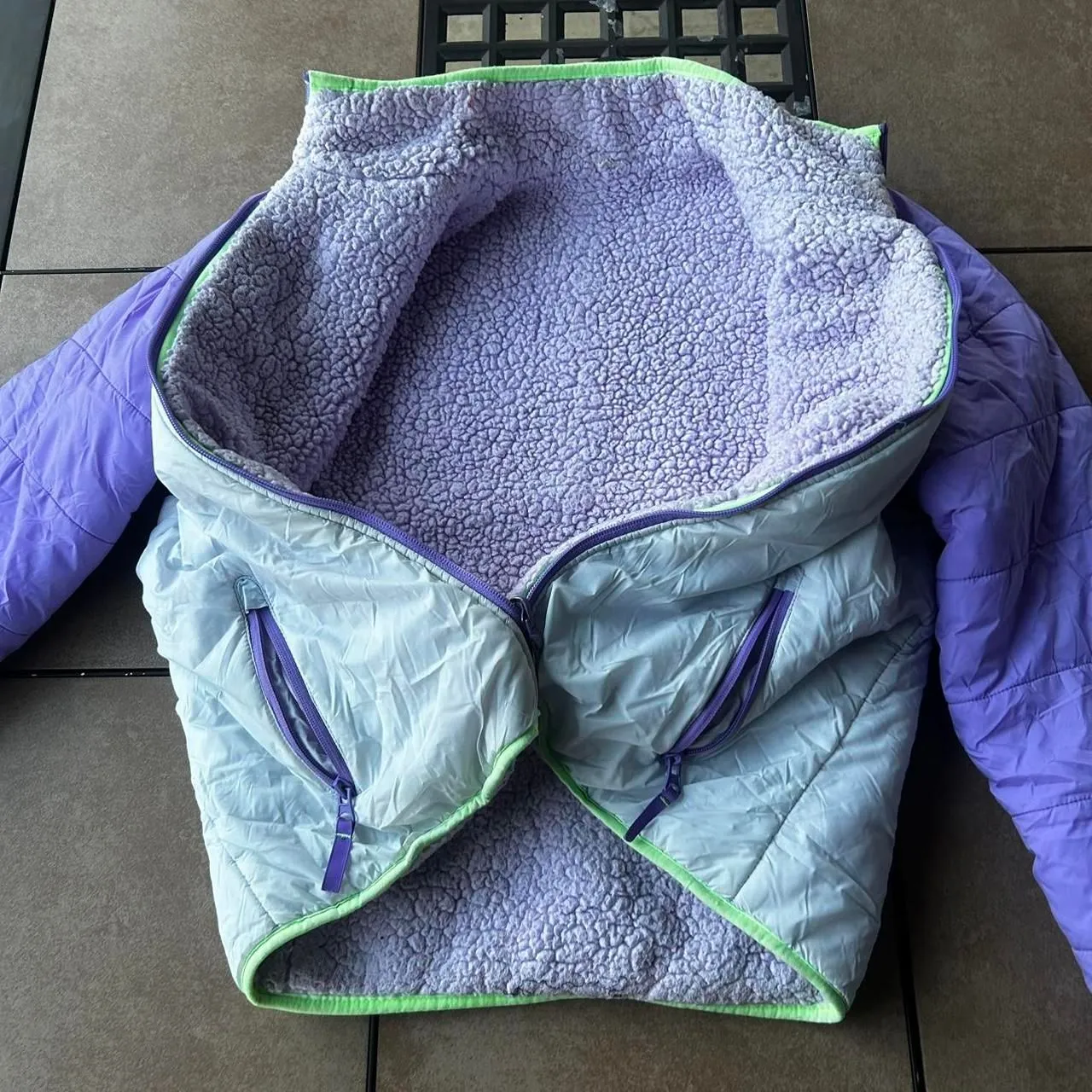 Fleece lined puffer jacket - Image 8