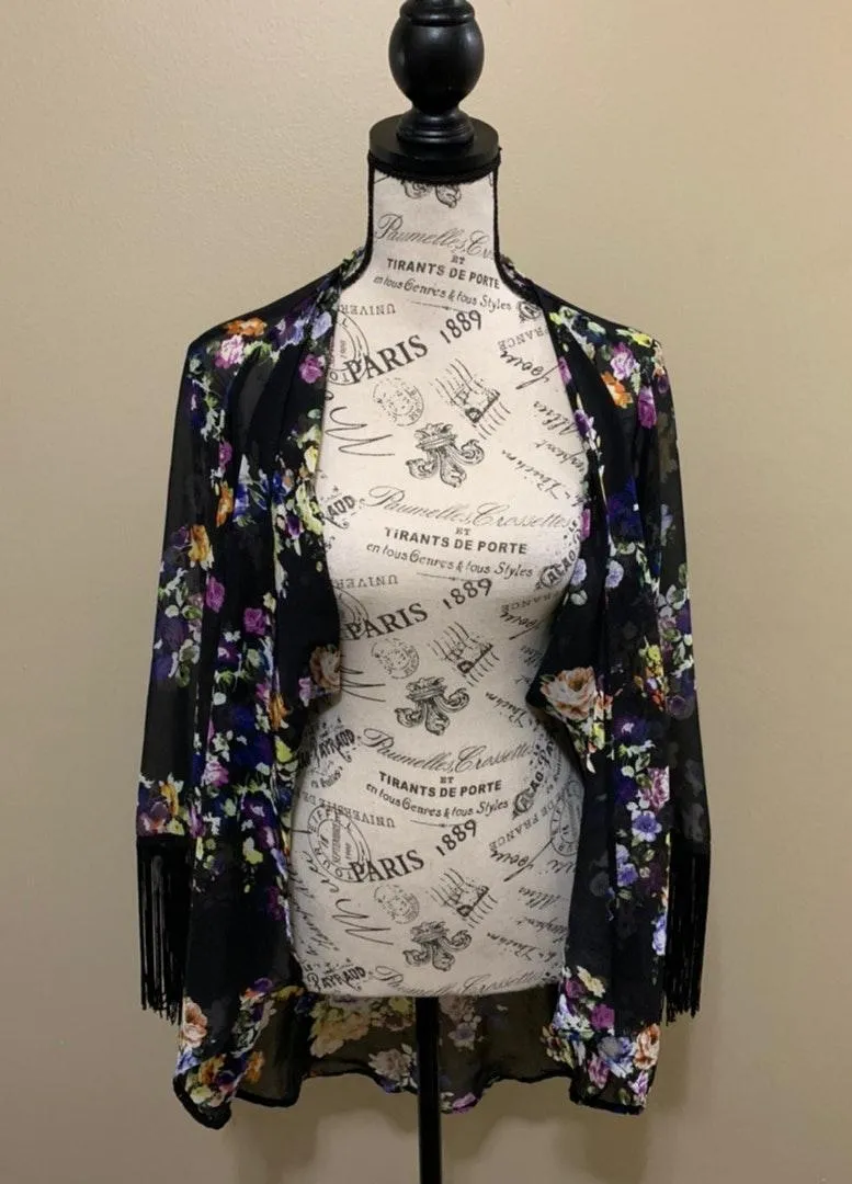 Romeo & Juliet Floral Fringed Kimono Small - Image 4