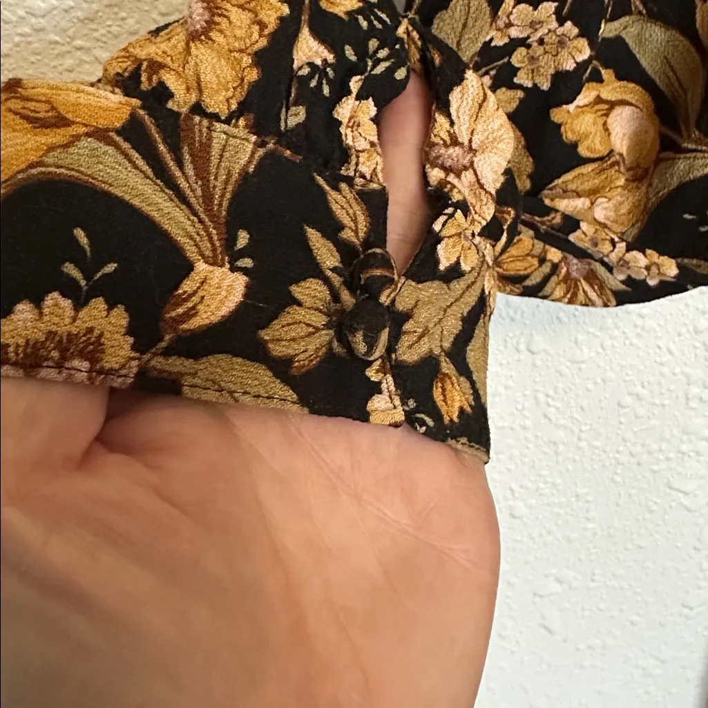 American Eagle Outfitters Black Gold Floral Faux Wrap Mini Dress Size M Tall - Image 4