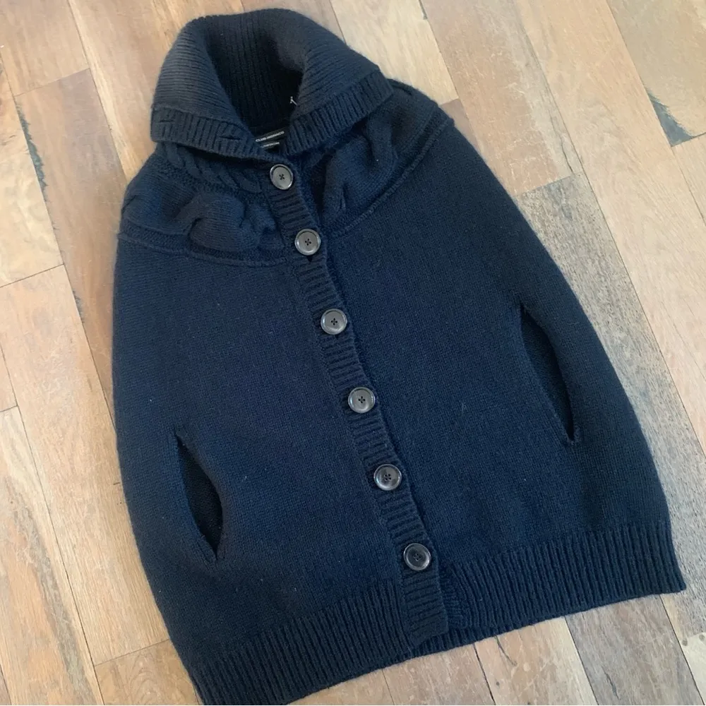 Club Monaco Black Knit Button-Up Vest Size Small - Image 3