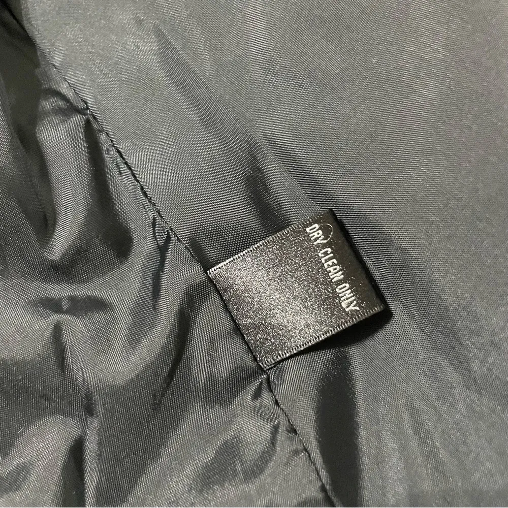 Angie Monaco Women’s Blazers size 8, vintage Gray - Image 7