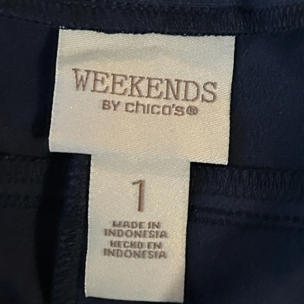 Chico's Classic Navy Wide Leg Pants Pull on Size Medium (1) - Image 5