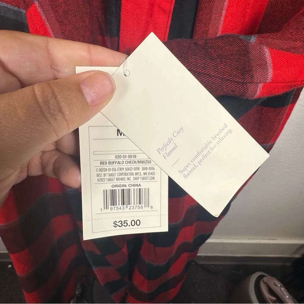 Stars Above Red and Black Plaid Robe - Image 2