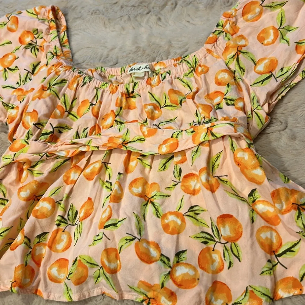 Derek Heart  size L fruit print top - Image 2