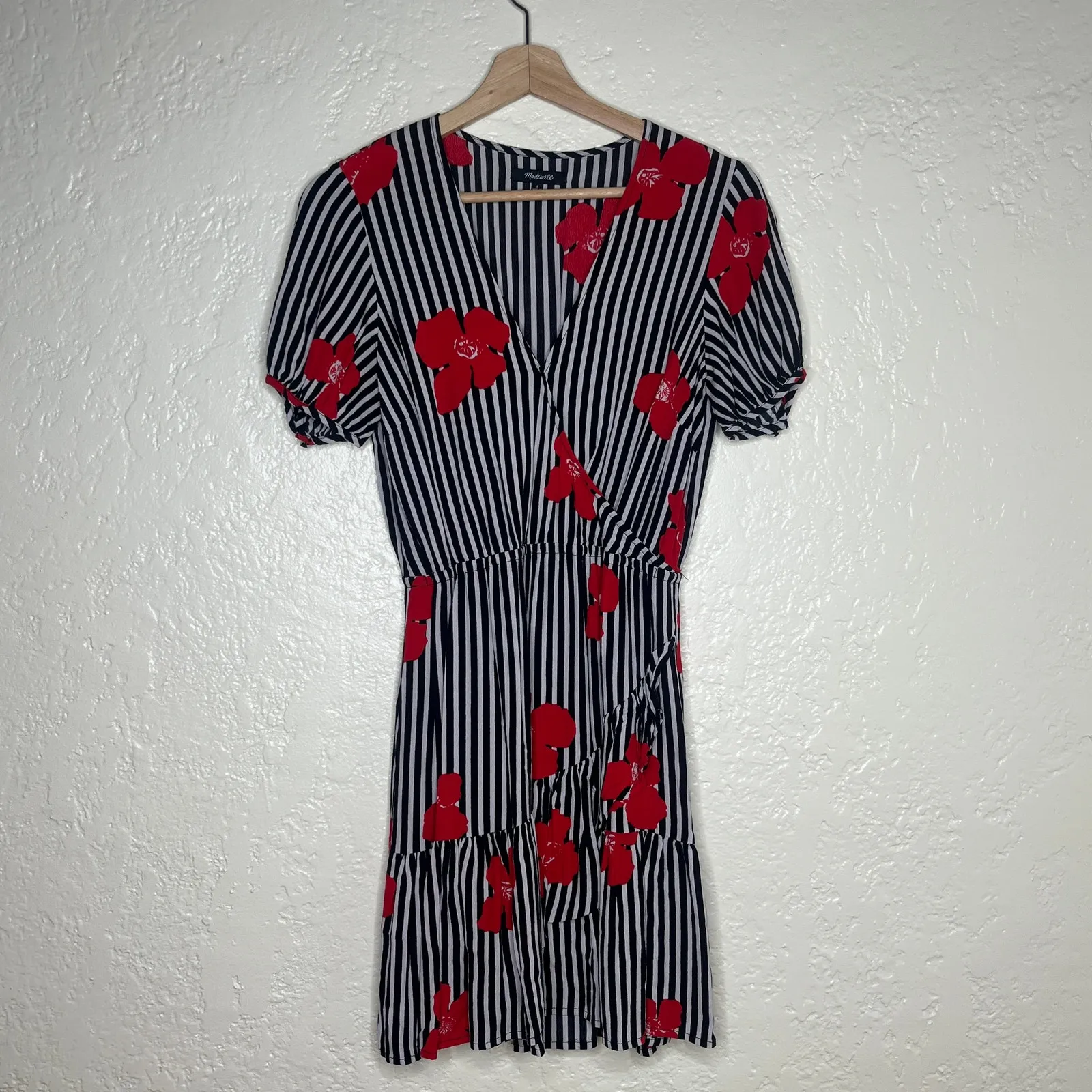 Madewell Women's Ruffle Wrap Mini Dress Candied Orchids Floral Stripe Size 2 - Image 2