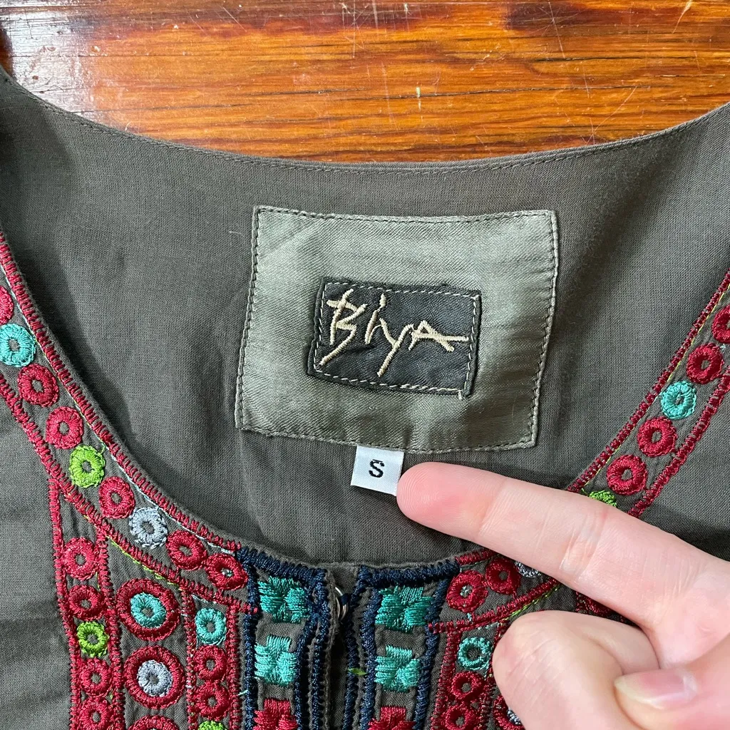 BIYA by Johnny Was Olive Green Embroidered Tunic Dress Boho Folk Floral ~Small - Image 13