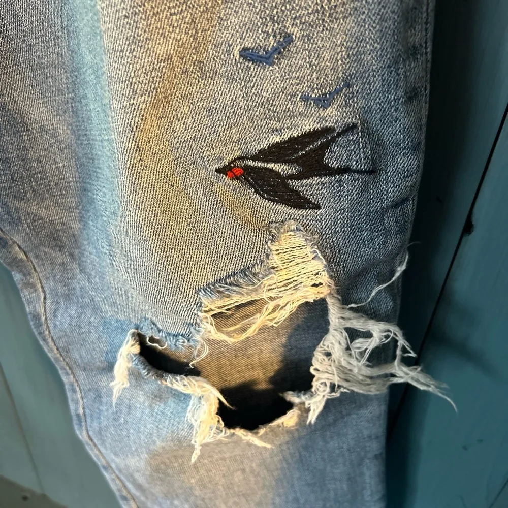 Gap Best Girlfriend Jeans. Sz 32R - Image 3