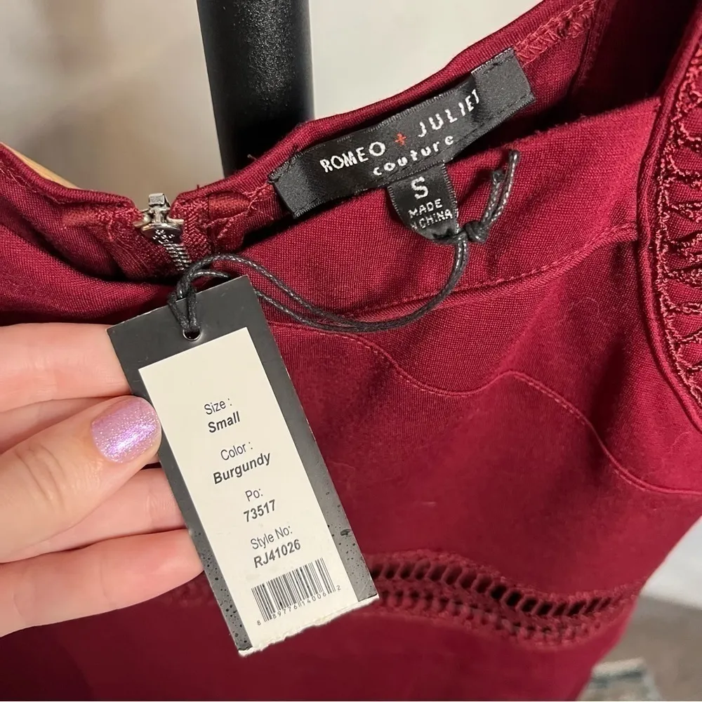 Romeo + Juliet Couture Burgundy Red Lace Midi Dress Small - Image 5