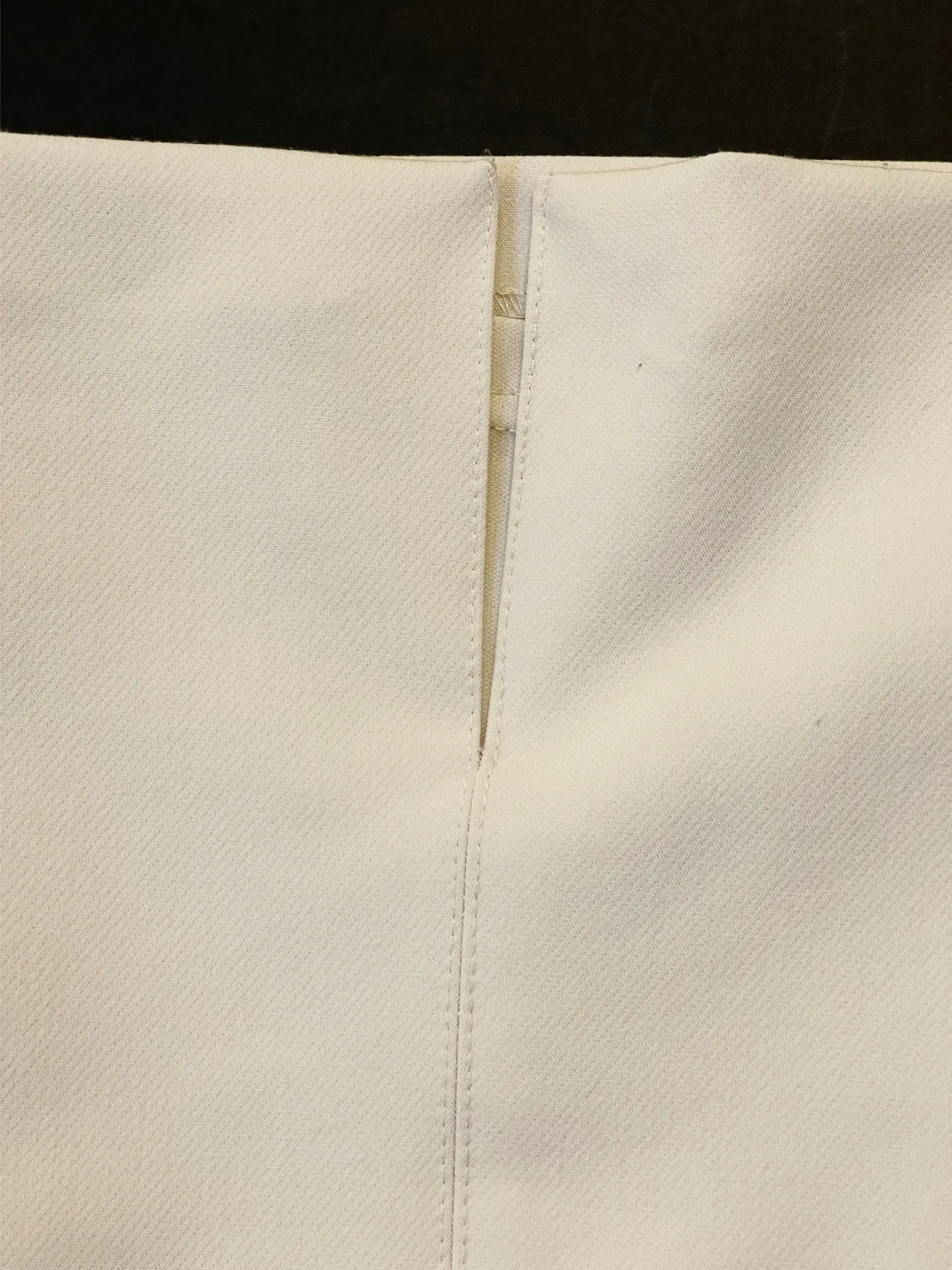 ZARA  Mini Skirt White Small - Image 2