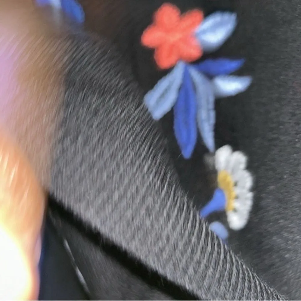 Tyler Boe Black Floral Print CrewNeck Sweater (Size XS) - Image 4