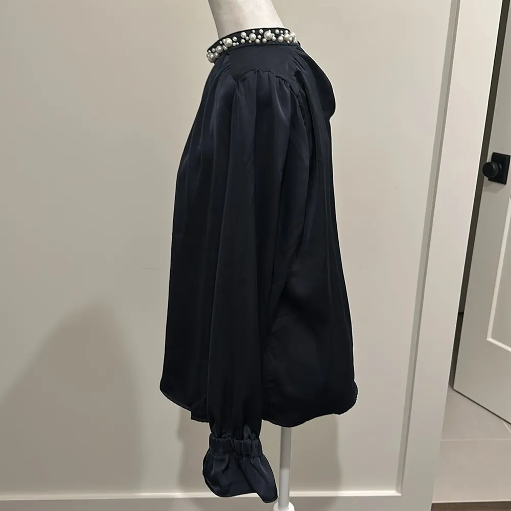 NWT TCEC Navy Satin Blouse Sz M - Image 2